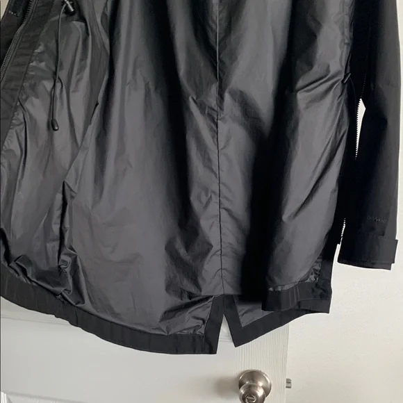 The North Face Black Ski & Snow Jacket - Picture 12 of 12